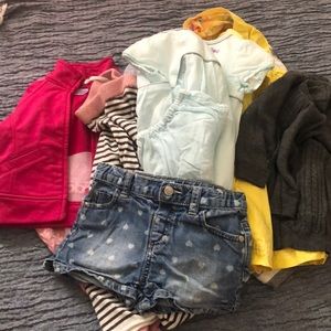 Girl clothes bundle size 9M-18M